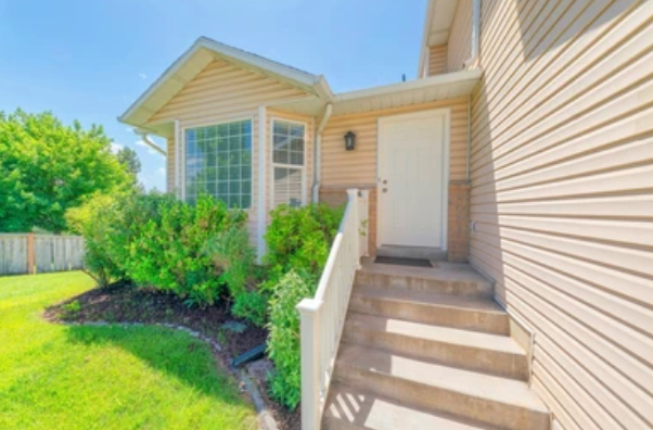 Cream porch siding and trim