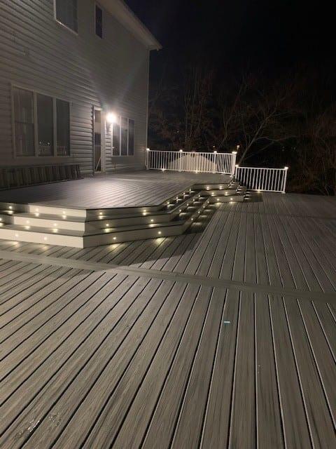 Trex Island Mist deck detail